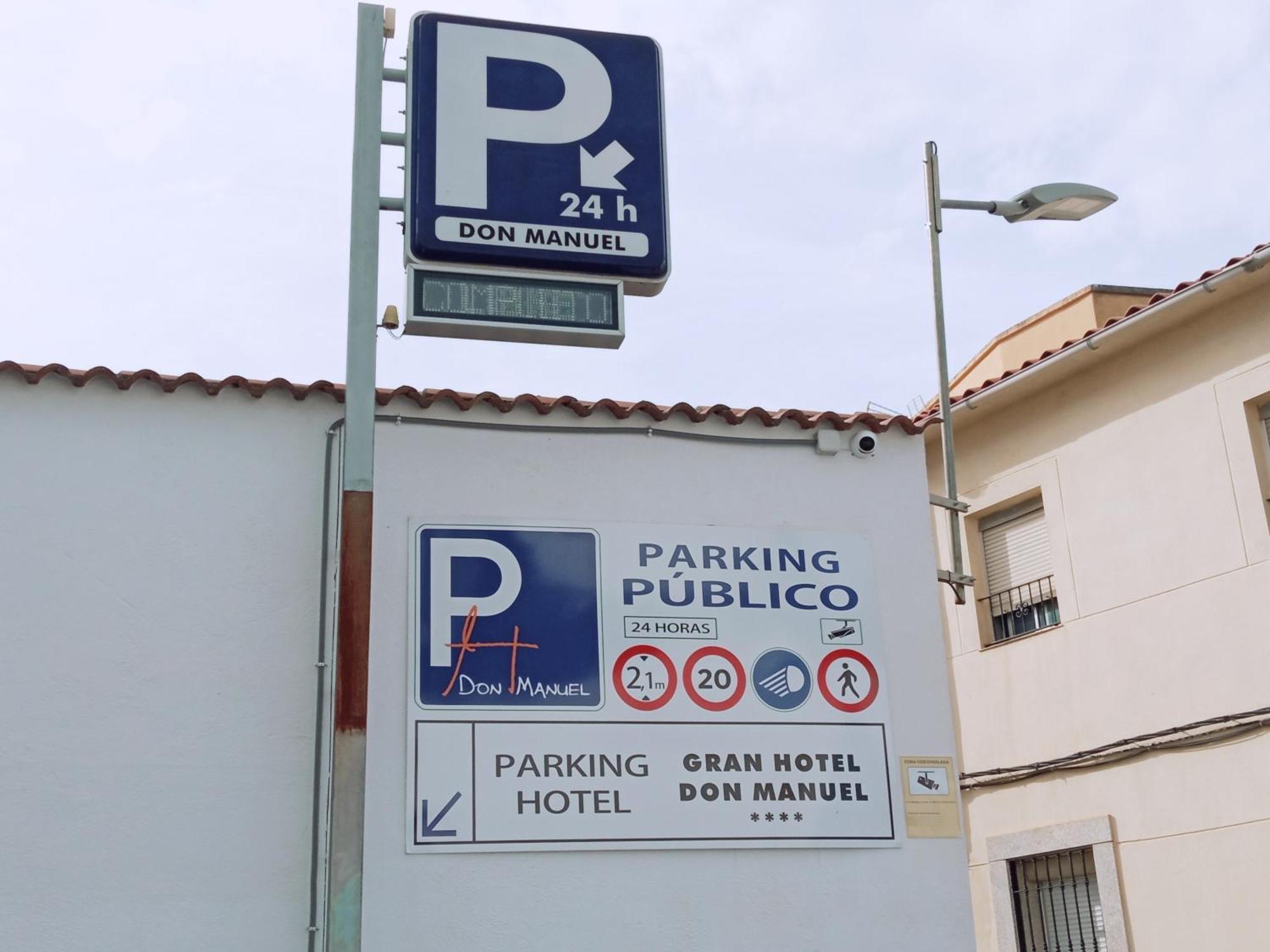 Apto La Almena 2 Junto A Plaza Mayor,2 Habitaciones,Parking Gratuito Caceres Exterior photo